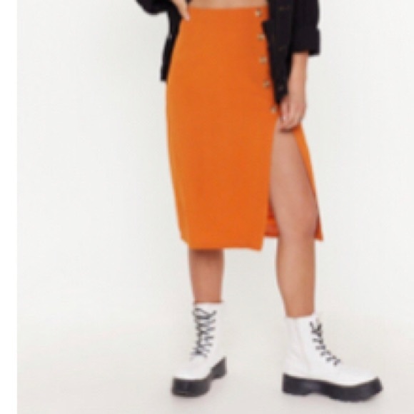 🍊BUTTON DOWN MIDI SKIRT WITH SLIT - 🍊 - Picture 3 of 5